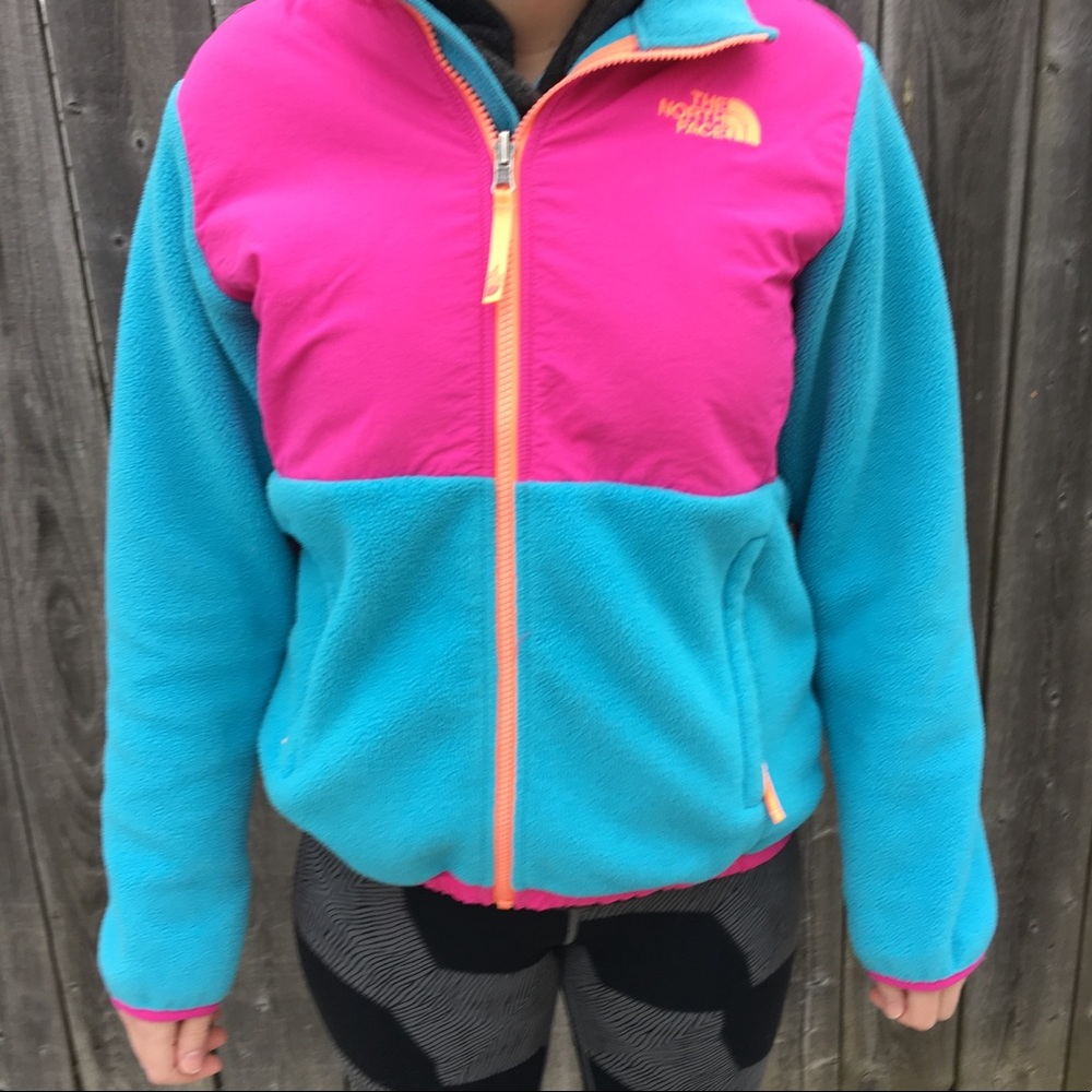 Girls North Face Jacket : Women’s Sm / Girls L